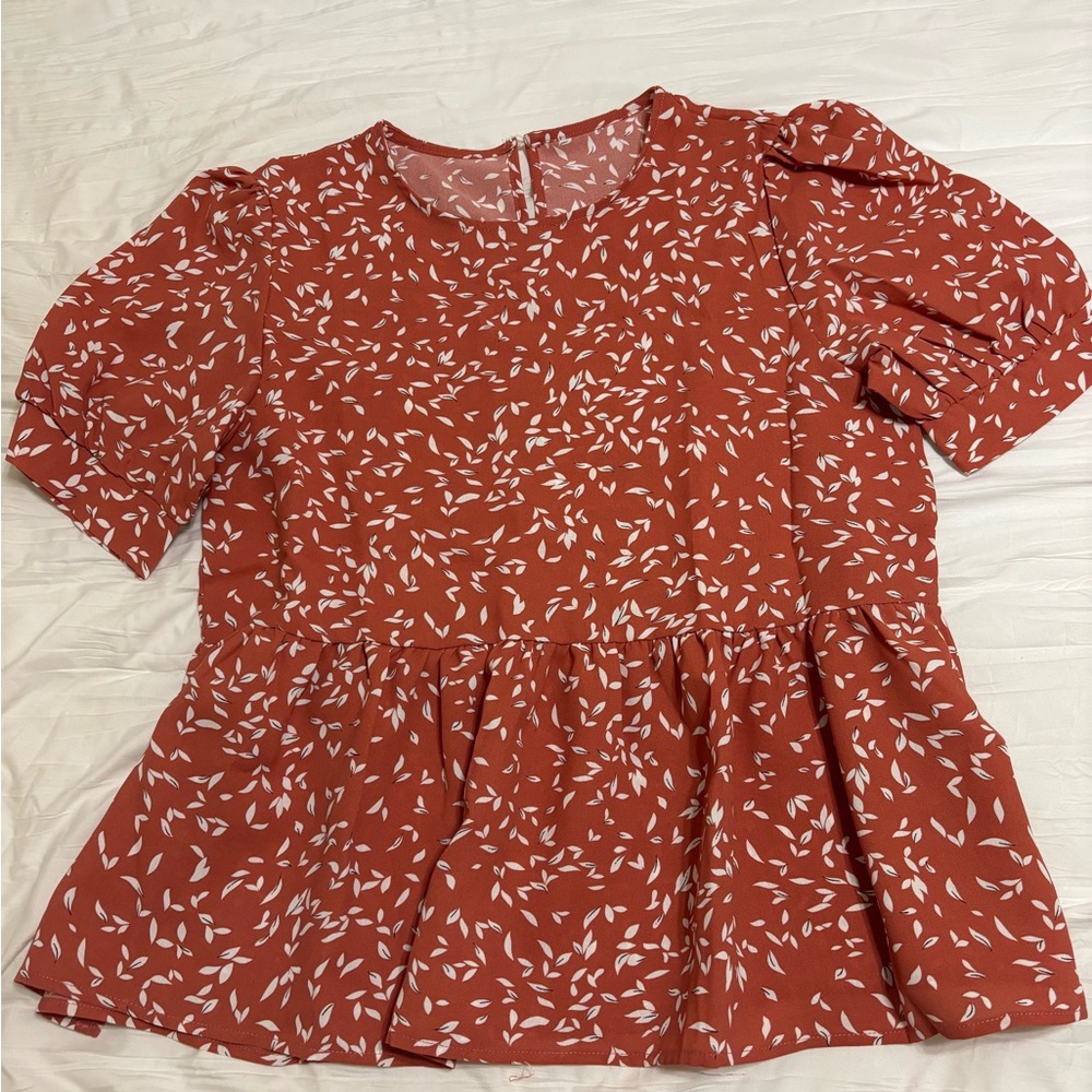 Women’s peplum top size medium salmon